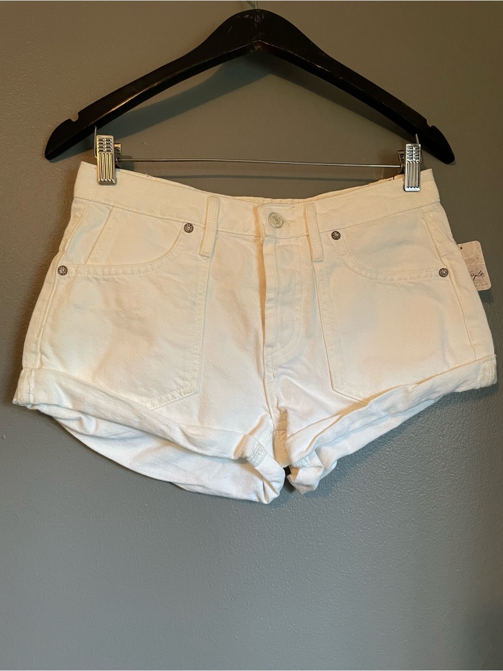 NWT We The Free People Sz 25 White Beginners Luck Low Rise Slouchy Shorts Rt $78